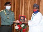 courtesy-call-dubes-nigeria.jpg