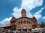 crawford-market-satu-tempat-untuk-berburu-oleh-oleh-khas-di-india.jpg