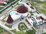 creative-hub-sebuah-gedung-berdiri-megah-di-jalan-otonom.jpg