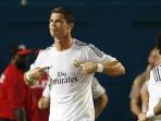 cristiano-ronaldo-cocky-face_20151001_131944.jpg