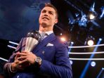 cristiano-ronaldo-fifathebest_20170110_141429.jpg