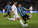 cristiano-ronaldo-pialaduniaantarklub_20171217_022402.jpg