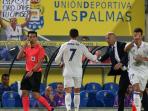 cristiano-ronaldo-saat-digantikan-di-laga-kontra-las-palmas_20160928_151850.jpg