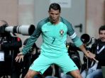 cristiano-ronaldo-wooooowwwww_20170610_041155.jpg