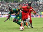 cukur-persija-4-1-persebaya-sabet-piala-gubernur-jatim_20200221_040245.jpg