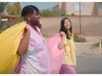 cuplikan-video-klip-at-my-worst-pink-sweat.jpg