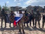 cuplikan-video-pemimpin-tentara-bayaran-wagner-yevgeny-prigozhin-di-bakhmut-8.jpg