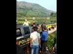 curi-125-kg-ikan-di-cianjur-pelaku-sembunyi-dalam-kolam-berjam-jam-warga-tunggu-di-permukaan.jpg