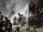 curug-cinulang-air-terjun-sindulang_20141111_190031.jpg