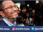 dahlan-iskan-di-kejaksaan-tinggi-jawa-timur_20161018_223236.jpg