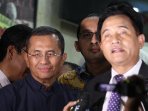dahlan-iskan-diperiksa-bareskrim-mabes-polri_20150622_194005.jpg