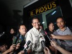 dahlan-iskan-diperiksa-kejati-dki-jakarta_20150604_200900.jpg