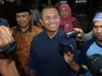 dahlan-iskan-diperiksa-kejati-jatim_20161025_060507.jpg