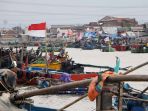 dampak-pandemi-covid-19-bagi-nelayan-palabuhan-tanjung-emas-sema_20200508_125722.jpg