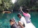danau-labuan-cermin-biduk-biduk.jpg