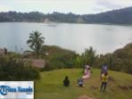 danau-linow-di-kota-tomohon-ini-airnya-bisa-berwarna-merah_20150603_192629.jpg