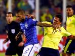 dani-alves-amankanbola_20150618_111512.jpg