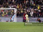 daniel-munoz-dari-kolombia-mencetak-gol.jpg
