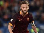 daniele-de-rossi-giringbolaeee_20151021_044018.jpg