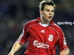 danny-guthrie-saat-berseragam-liverpool-fc.jpg
