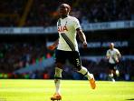 danny-rose-tottenham_20150517_003636.jpg