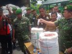 danrem-031wirabima-brigjen-tni-nurendi_20160126_210042.jpg<pf>danramil-14-minas-kapten-inf-poltak-girsang_20160126_210206.jpg