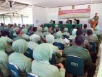 danrem-tatag-beri-pengarahan-prajurit-dan-pns-tni_20160608_115021.jpg