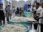 dapur-program-Makan-Bergizi-Gratis-di-Lanud-Adi-Soemarno-Colomadu-Karanganyar.jpg
