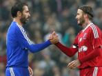 david-beckham-kanan-dan-robert-pires_20151115_022024.jpg