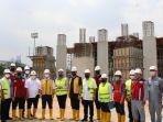 david-crocker-kunjungi-progres-pembangunan-venue-fiba-world-cup-2023-di-senayan.jpg