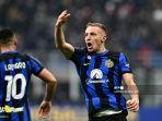 davide-frattesi-merayakan-setelah-mencetak-gol-kedua-timn.jpg