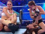 debut-ronda-rousey-di-wwe_20180409_080304.jpg