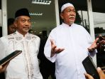 deddy-mizwar-didampingi-ahmad-syaikhu-beri-keterangan-pers_20171030_121659.jpg