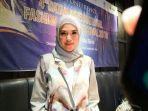 delia-septianti-saat-ditemui-gridid-pad-konpress-biff-2018-di-grand-indonesia-jakarta-pusat_20181003_092020.jpg
