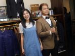 delon-fitting-baju-pengantin_20191015_191109.jpg
