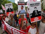 demo-adili-setya-novanto-dan-riza-chalid_20151215_174633.jpg