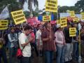 demo-buruh-menolak-ruu-ormas-di-dpr-ri.jpg