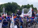 demo-buruh-surabaya-grahadi_20141113_150637.jpg