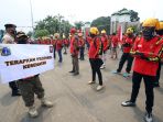 demo-buruh-tolak-uu-omnibus-law-di-dpr_20201117_182256.jpg