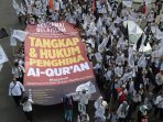 demo-damai-hti-tuntut-tangkap-ahok-di-jatim_20161108_112025.jpg