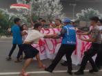 demo-jokowi_20151009_213328.jpg