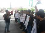 demo-mahasiswa-ame_20151201_161215.jpg