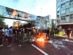 demo-memanas-di-iran-korban-bertambah-dan-internet-diputus_20220923_073038.jpg