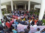 demo-menolak-kembalinya-anggota-eks-gafatar-di-pontianak_20160204_124956.jpg