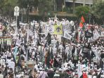 demo-pembakaran-bendera_20181102_183627.jpg