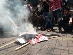 demo-suropati-tolak-perpanjangan-kontrak-freeport_20151127_113808.jpg