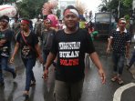 demo-tolak-ahok-warnai-pendaftaran-di-kpu-dki_20160921_164518.jpg
