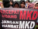 demo-tuntut-setya-novanto-mundur_20151130_183236.jpg
