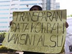 demo-vaksin-palsu-di-kemenkes_20160727_185835.jpg