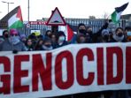 demonstran-blokade-pabrik-senjata-bae-system-di-inggris_20231121_170220.jpg